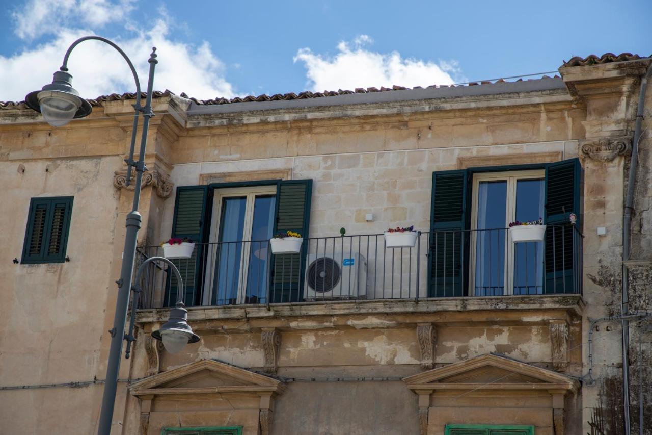 Casa Vacanza Da Dina Modica Luaran gambar